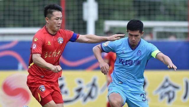 作为实力更强大的一方,武汉队渴望冲击各项赛事久违的五连胜,实现8年