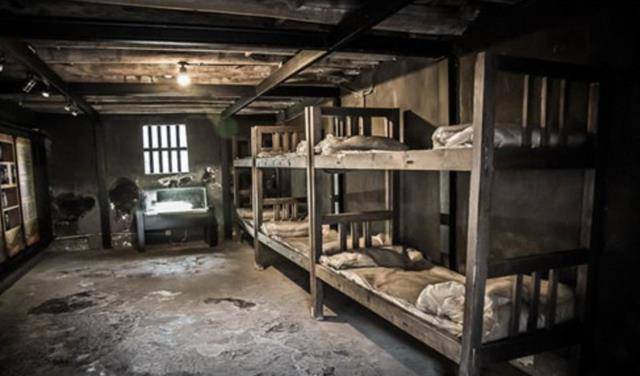 原创重庆修复渣滓洞女牢意外发现一个洞看见的人都很难过