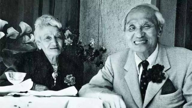 原创他一生倒卖国家文物迎娶15岁妻子只为偷情于岳母晚年凄惨