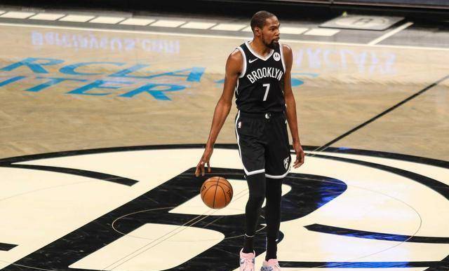 原创原创7战5败杜兰特赛季得分破千分场均得分联盟第一会是得分王