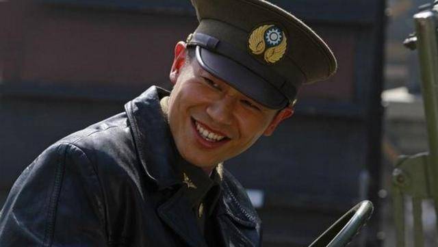 原创原创5位男星军装照杨洋最惊艳朱亚文可爱他美得让人窒息