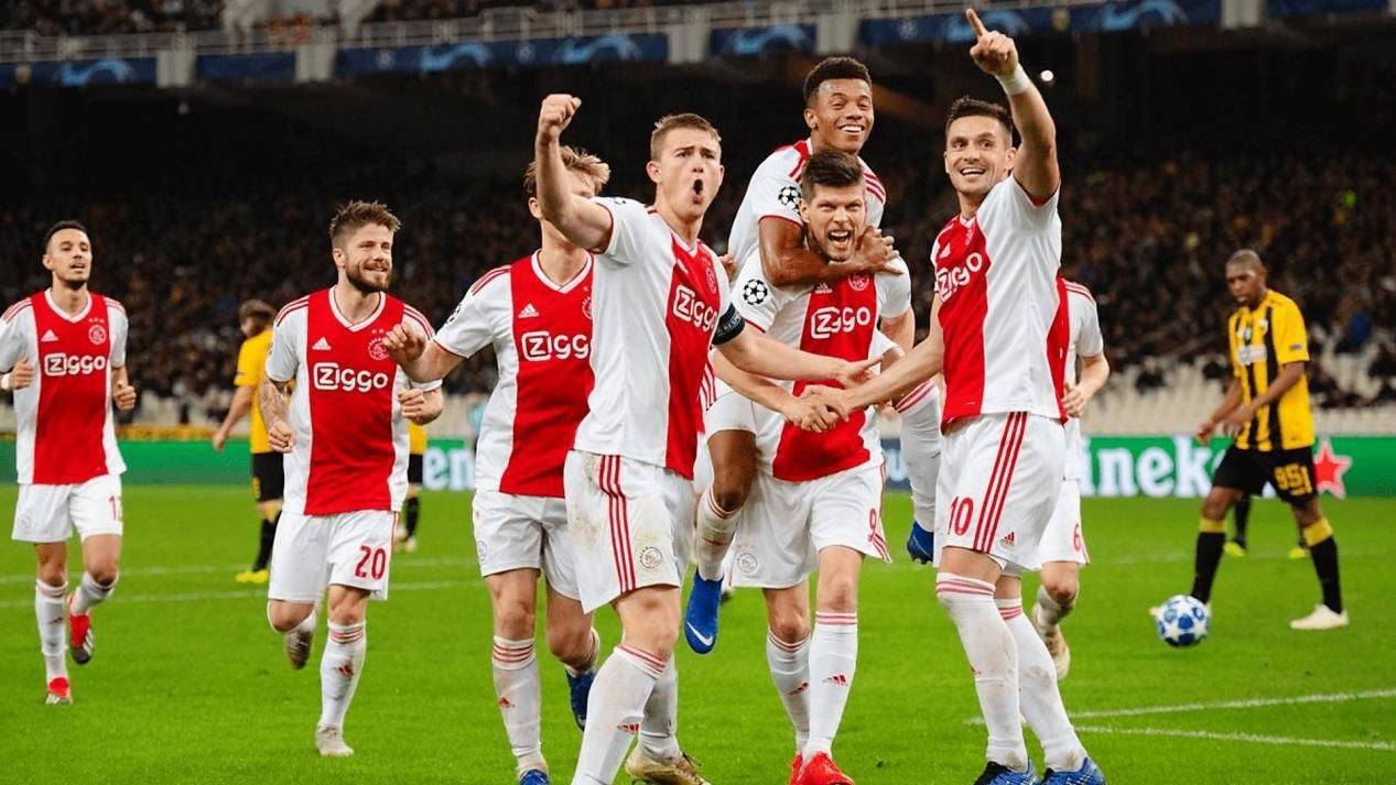 周日002荷甲兹沃勒vs阿贾克斯比分预测分析