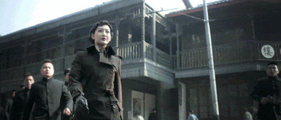 气场强大8915她是特工总部76号情报处处长,《伪装者》里的汪曼春