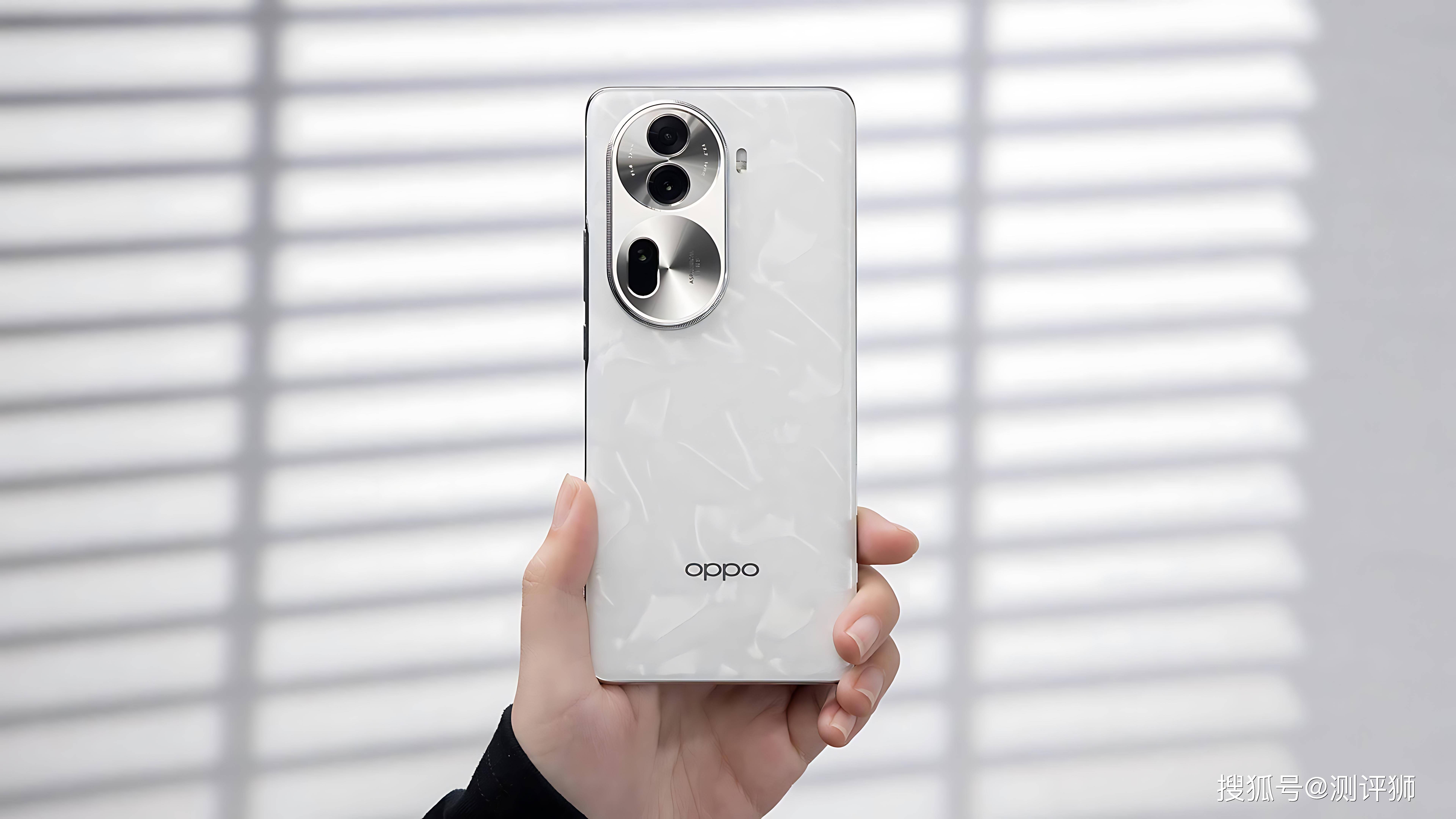 oppo发大力,从2499降至1831元:天玑旗舰芯 光韵宝石工艺_reno_市场