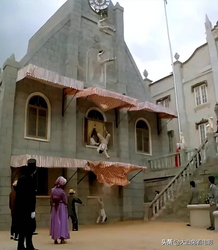 成龙在拍摄我是谁时他的惊险一跳直接跳出了世界记录