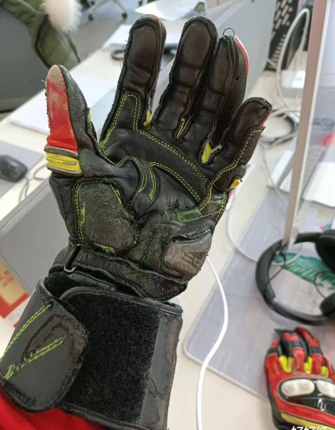 原创原创39岁的女摩托车赛手时尚外的好奇心和不甘心