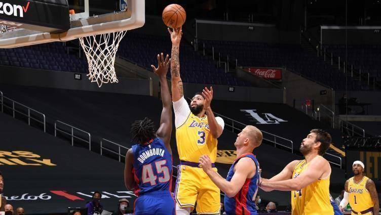 原创原创3410036岁的詹姆斯逼出了最强伦纳德