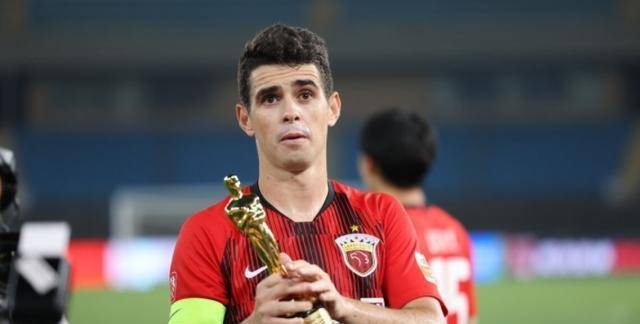 奥斯卡在比赛中展现出潜力,球迷惊喜,主帅予以认可_指导_上港_上海