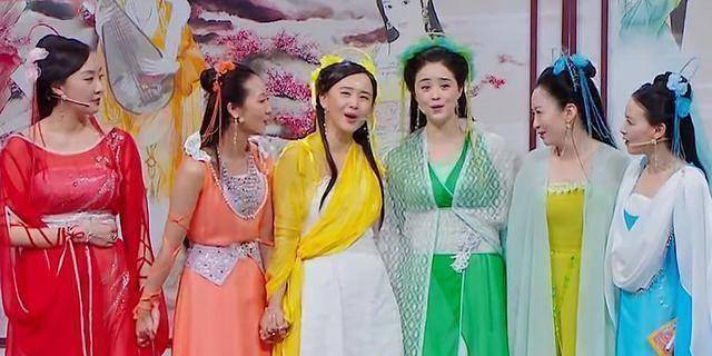 贾玲谈嘉宾队四大女演员演技排序,喜剧大咖真敢说_观众_表演_仙女