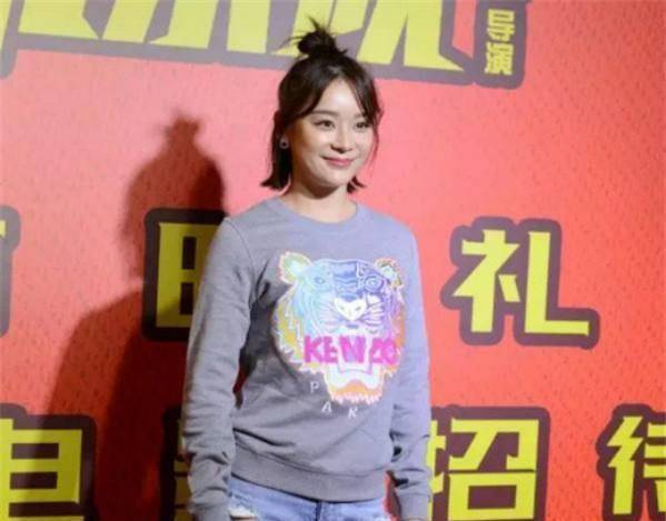 袁姗姗已经31岁了,依旧在娱乐圈里活跃,但让人讶异的是她最近开始发胖