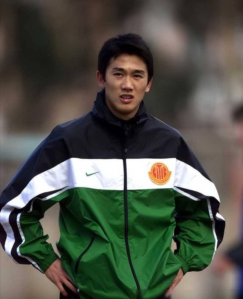 乒坛名将邬娜比她小5岁的男子是国脚儿子是网球名将