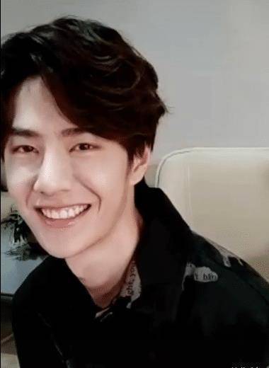 原创王一博真拉仇恨被钱枫透露背景后长得帅还有钱也是没谁了