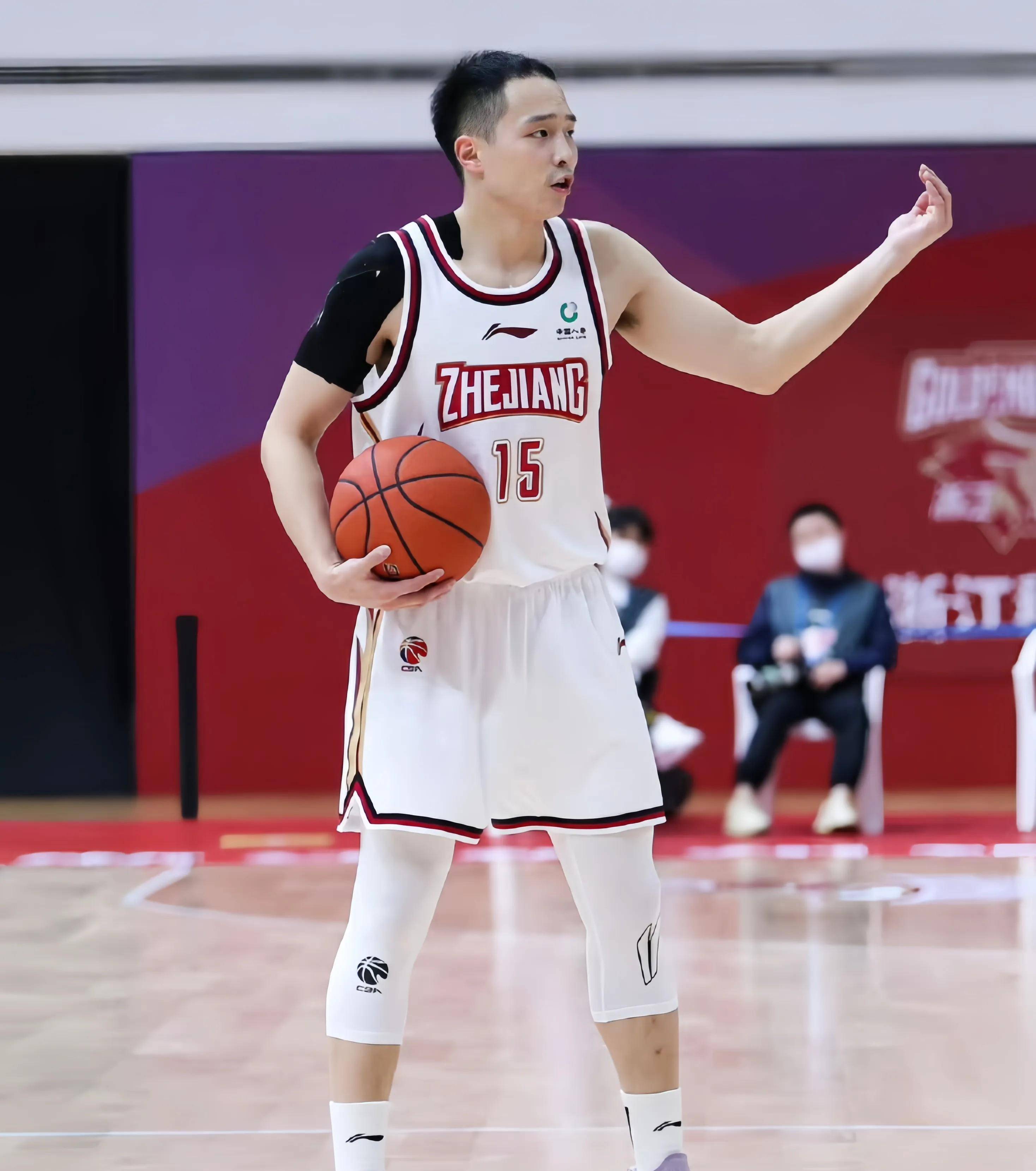 cba4场最佳球员浙江双星闪耀5号秀大放异彩贺希宁状态回暖