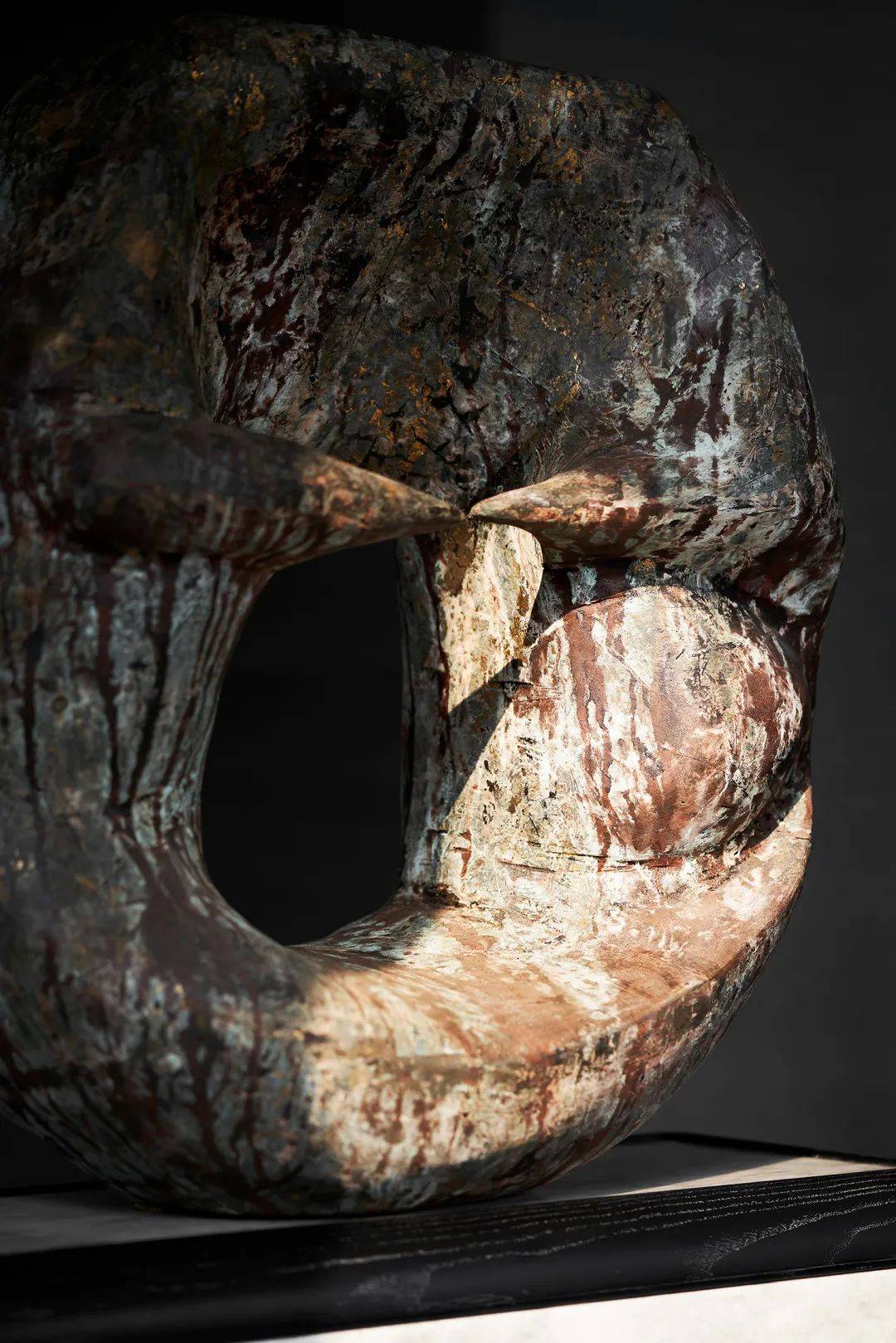 it not only accommodates many diners but also symbolizes