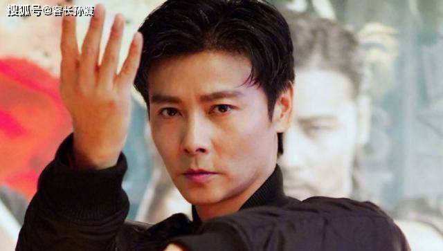 原创原创46岁蔡少芬追子成功曾在张晋落魄时不放弃还为其生下三个孩子