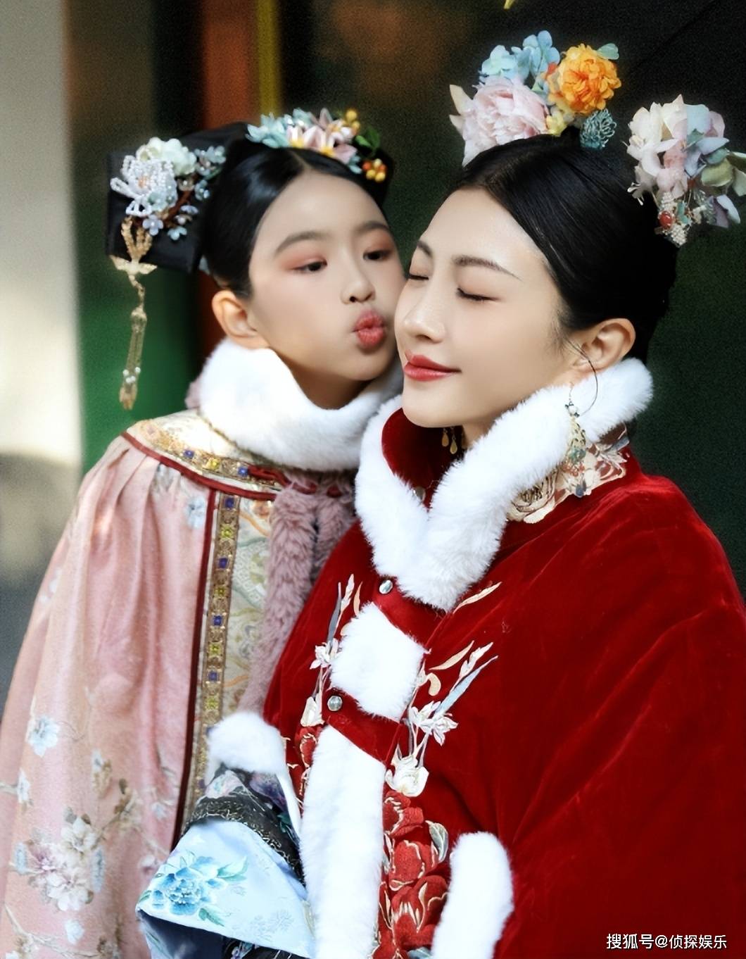 包贝尔夫妇为女儿庆生,9岁饺子长成可爱小美女,和奶奶越来越像_包文婧