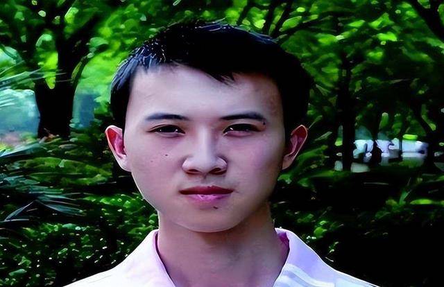 13年前重庆考生659分成状元北大录取后又将其拒之门外是为何