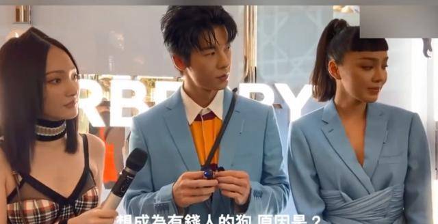 原创许光汉现身品牌活动蓝色西装清新有型直言想成为有钱人家的狗