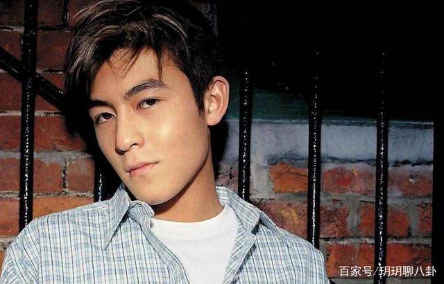 陈冠希早年有多开放?参加日本相亲类节目,刚见面就拉起女方小手_时候_