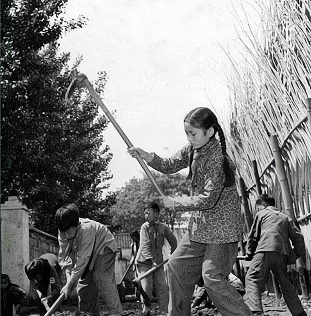 原创女特务张春莲潜伏大陆30多年为隐藏身份嫁农民生下8个孩子