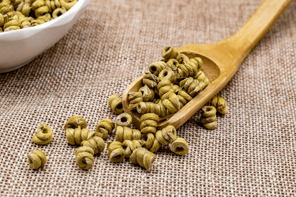 石斛的作用与功能主治,石斛的多功能主治一览!_铁皮_植物_成分