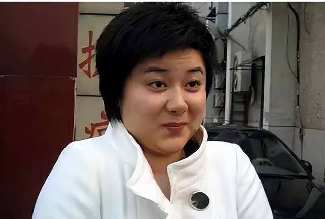 原创2006年浙江26岁农村女子创亿万暴富神话第二年就被逮捕死刑