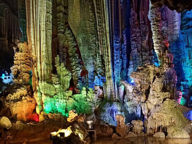 最新计划广西银子岩自助游几天合适银子岩3日游经典路线攻略