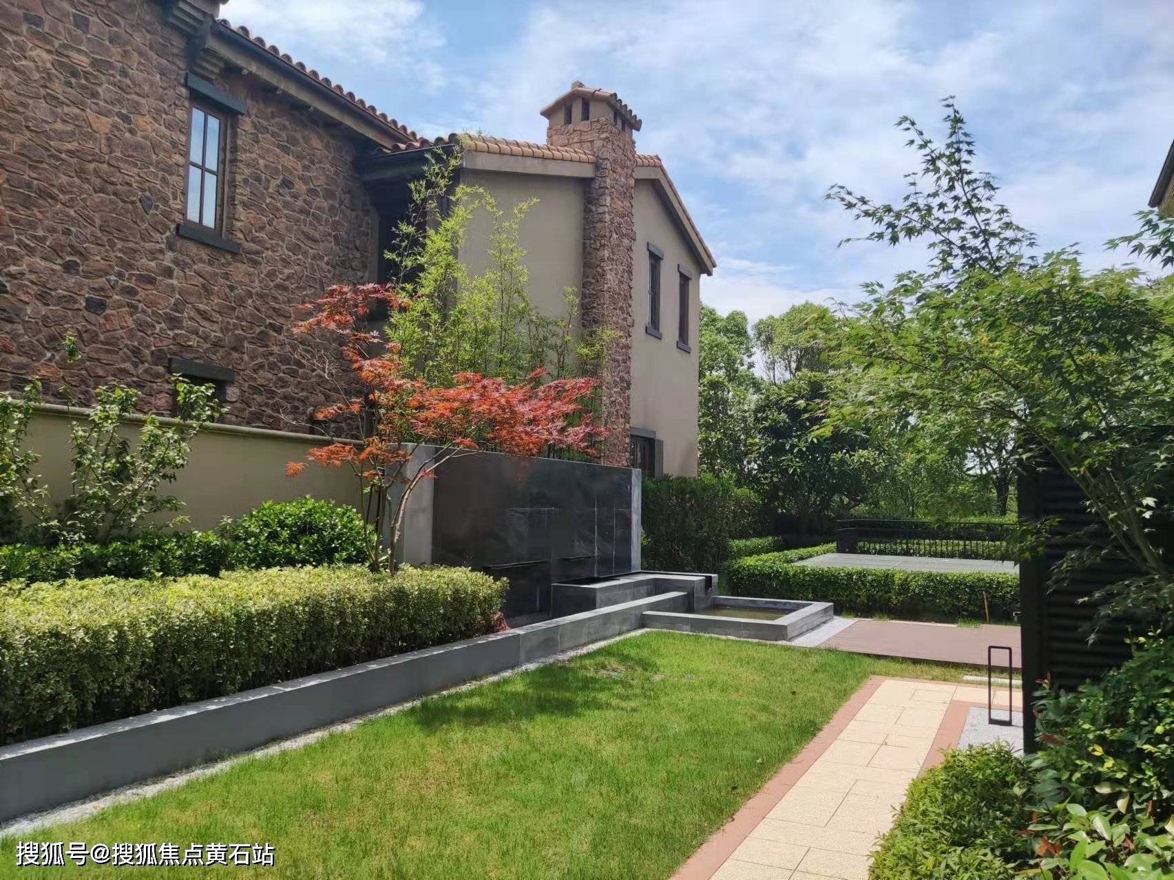 崇明岛新房陈家镇东滩海上明月别墅学区准现房东滩海上明月