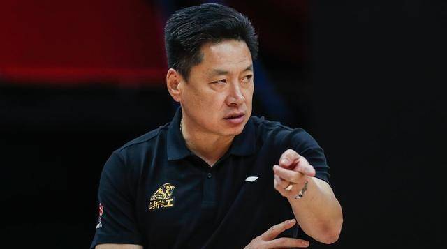 cba王牌后卫对位火爆上演李春江要终结浙江连胜cctv5直播