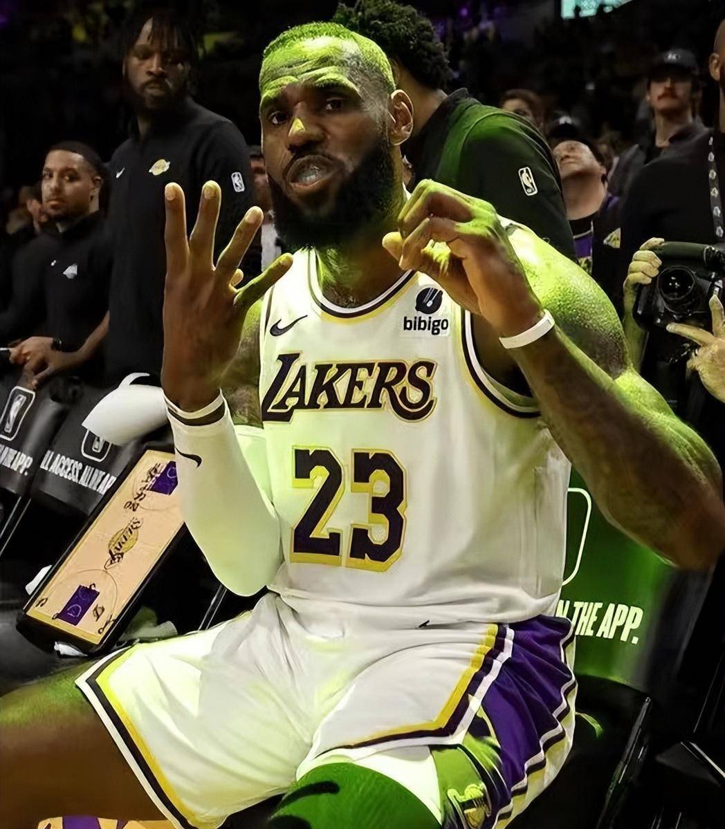 詹姆斯三分10投9中湖人赢篮网距离前八就差1个胜场