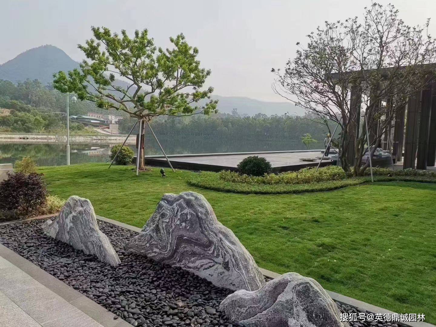 我将为你带来一种庭院设计方案——泰山石造景!