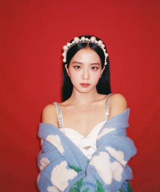 原创blackpink金智秀晒兔耳照生日应援370万粉丝见面会可爱娇羞