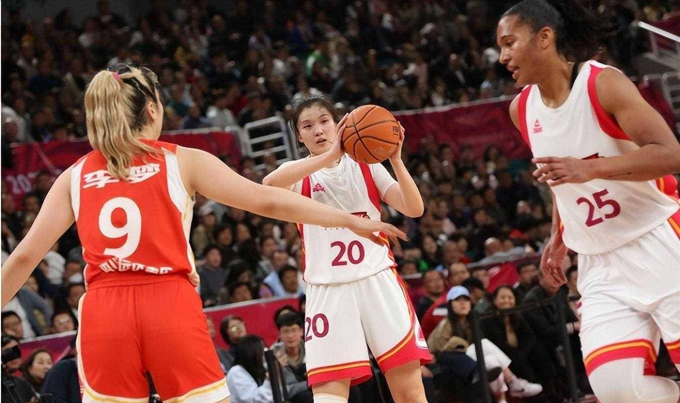 原创广东女篮季后赛首战惊险胜出外援奥杜达和黄思静联手破敌