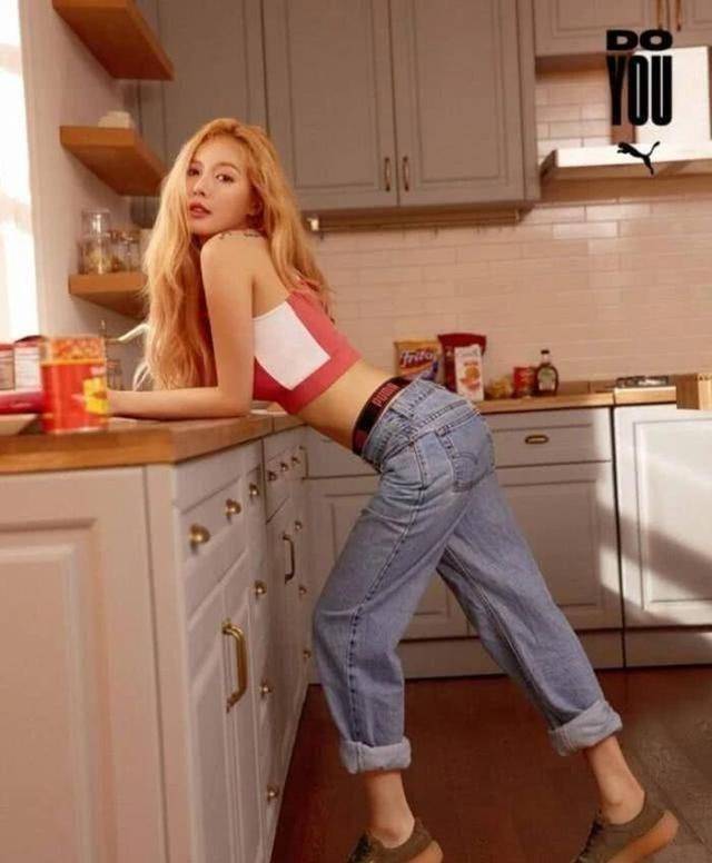 就连身材好到不行的泫雅,出道前也是个小胖妞呢.