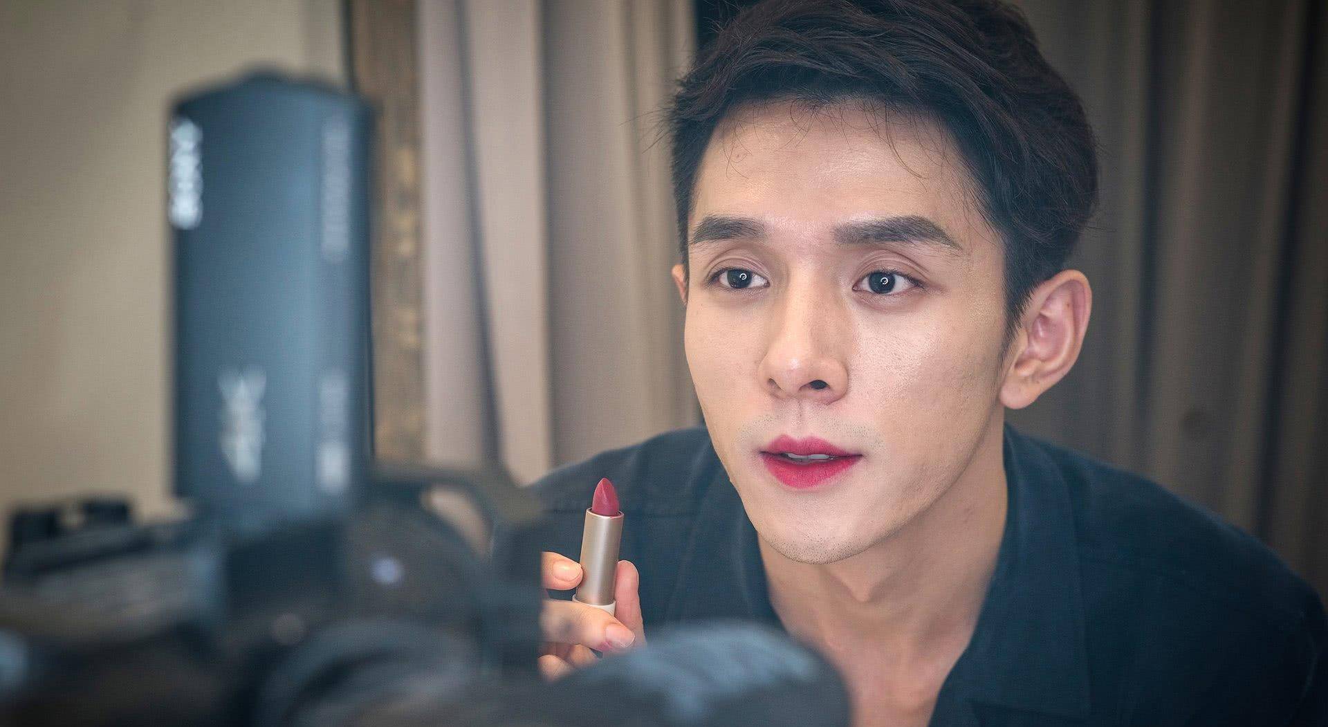 原创歌手吉杰被女网红控诉直播翻车回应态度傲慢骂维权者死缠烂打