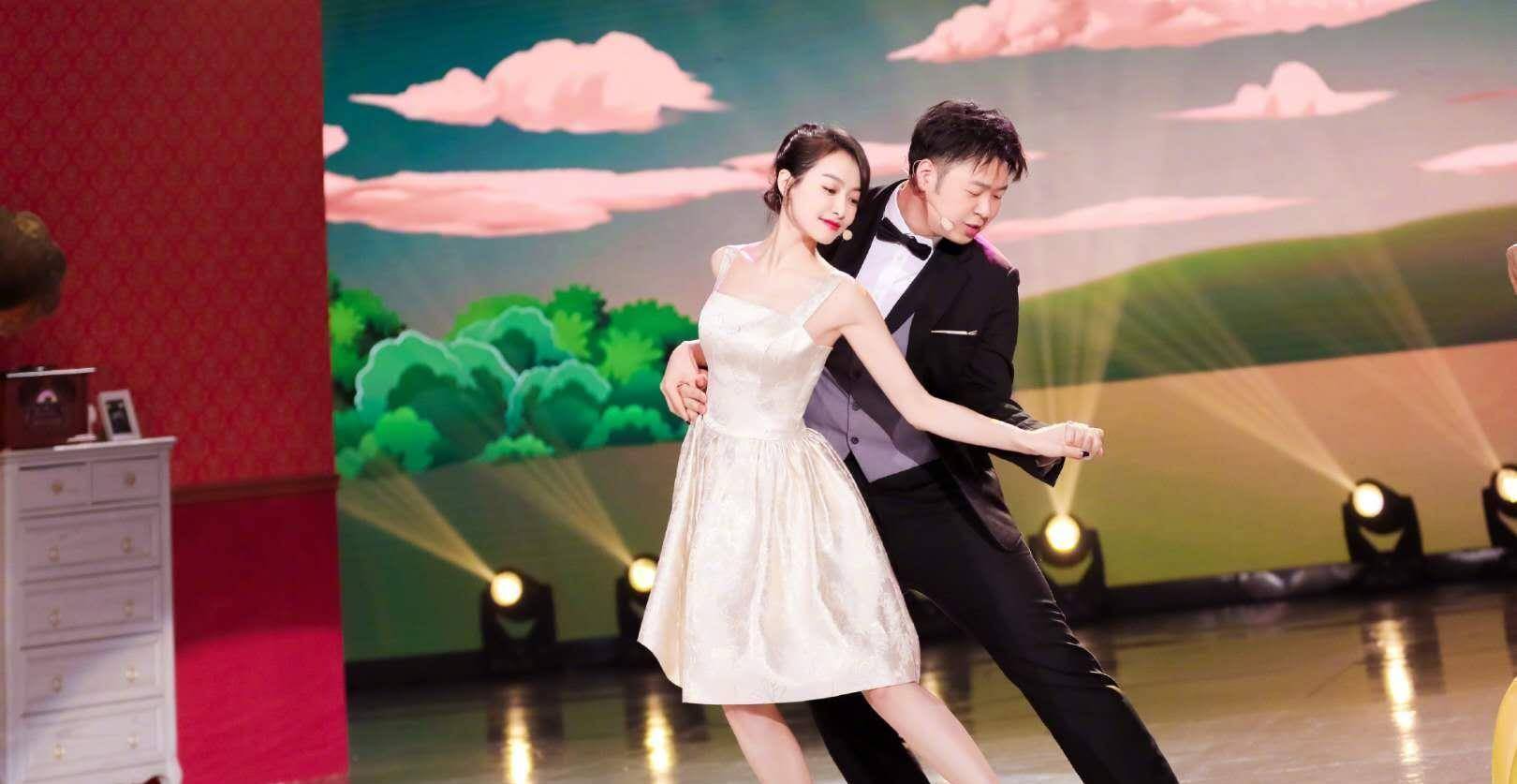 杜海涛晒与宋茜热舞照,沈梦辰留言"宣示主权",情侣胜似夫妻