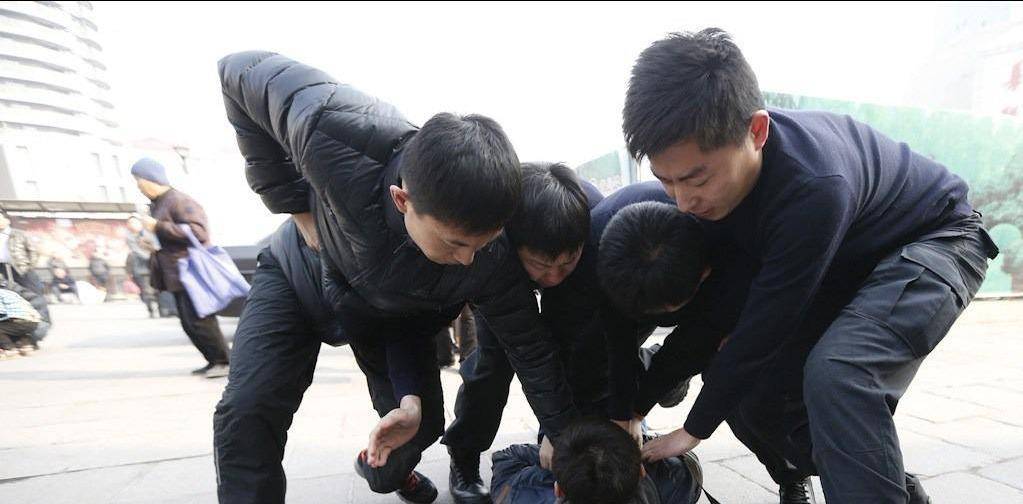 甘肃头号黑老大马冰冰成立马家军横行兰州10年最终下场如何