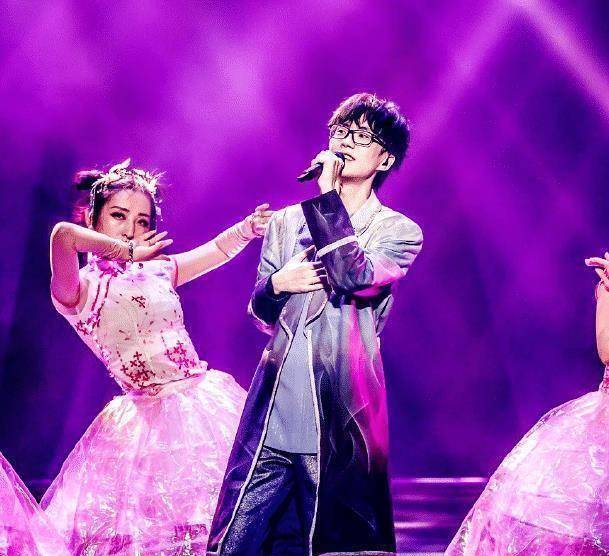 相信很多人都听说过音乐的三大巨头,他们分别是许嵩,徐良和汪苏泷