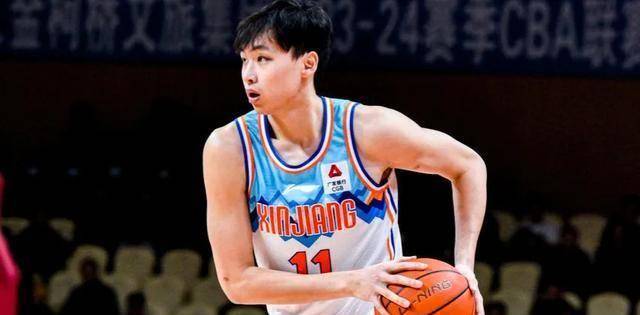 cba新秀赛季表现分析:谁更胜一筹,齐麟还是张镇麟?_队