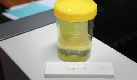 原创验孕棒一深一浅到底怀上了吗其实也可能是这4种情况