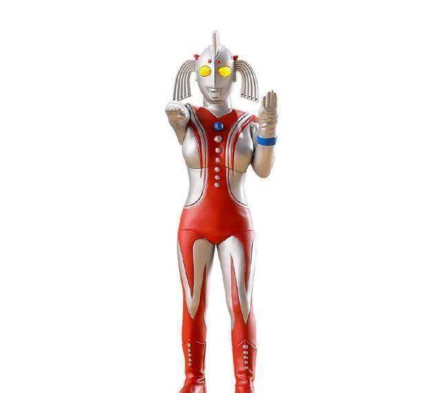 原创奥特之母爱的奇迹套装扭蛋周边被槽附带无敌的炎头大队长名场面