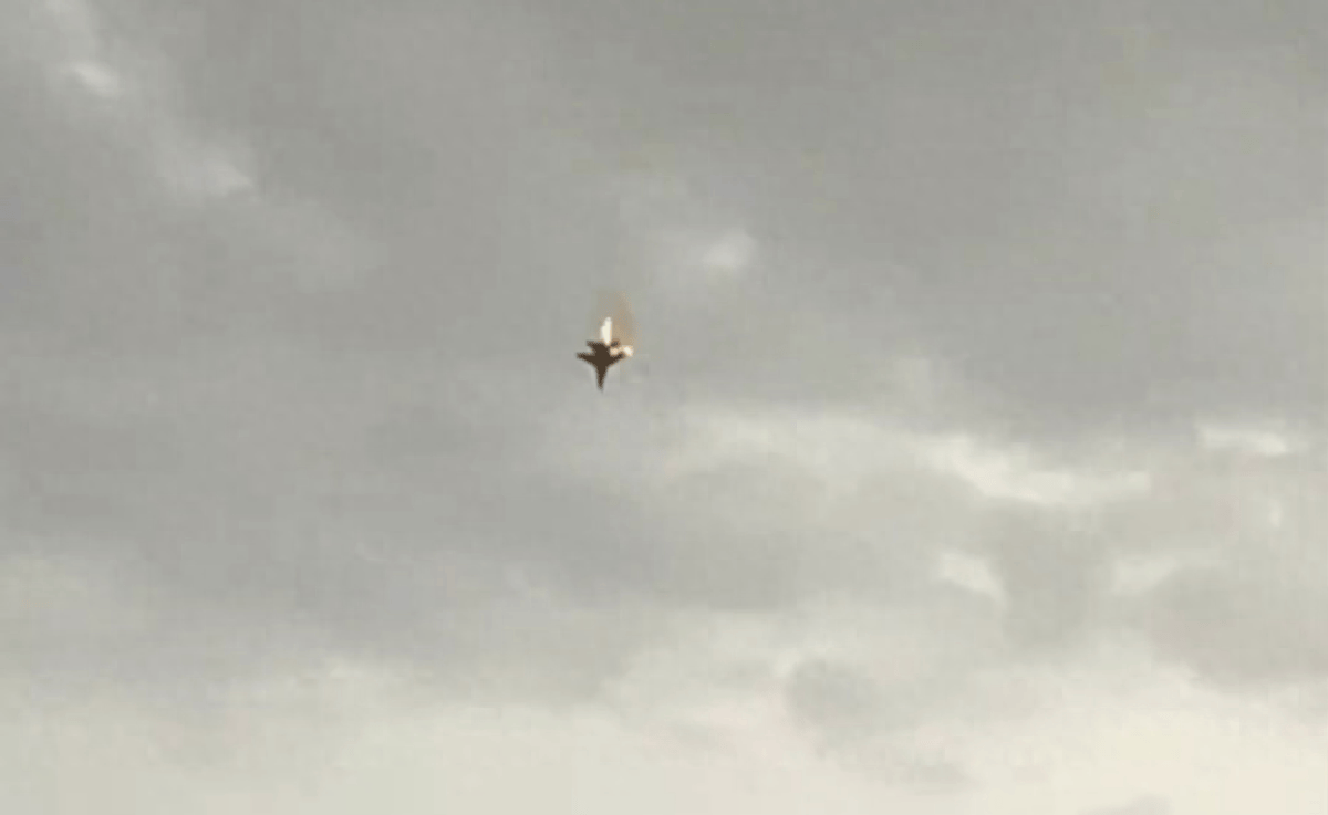 原创一团火光从天而降被击落的俄军战斗机当年差点送到解放军手里