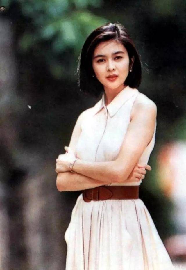 原创30年前关之琳凌晨3点被紧急送医隔天传出高尔夫事件
