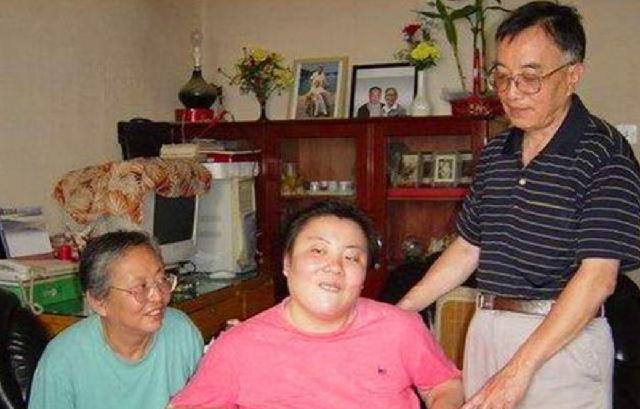 朱令:被2次投毒,48岁仅剩7岁智商,嫌疑人却到处逍遥_检测_父母_病情