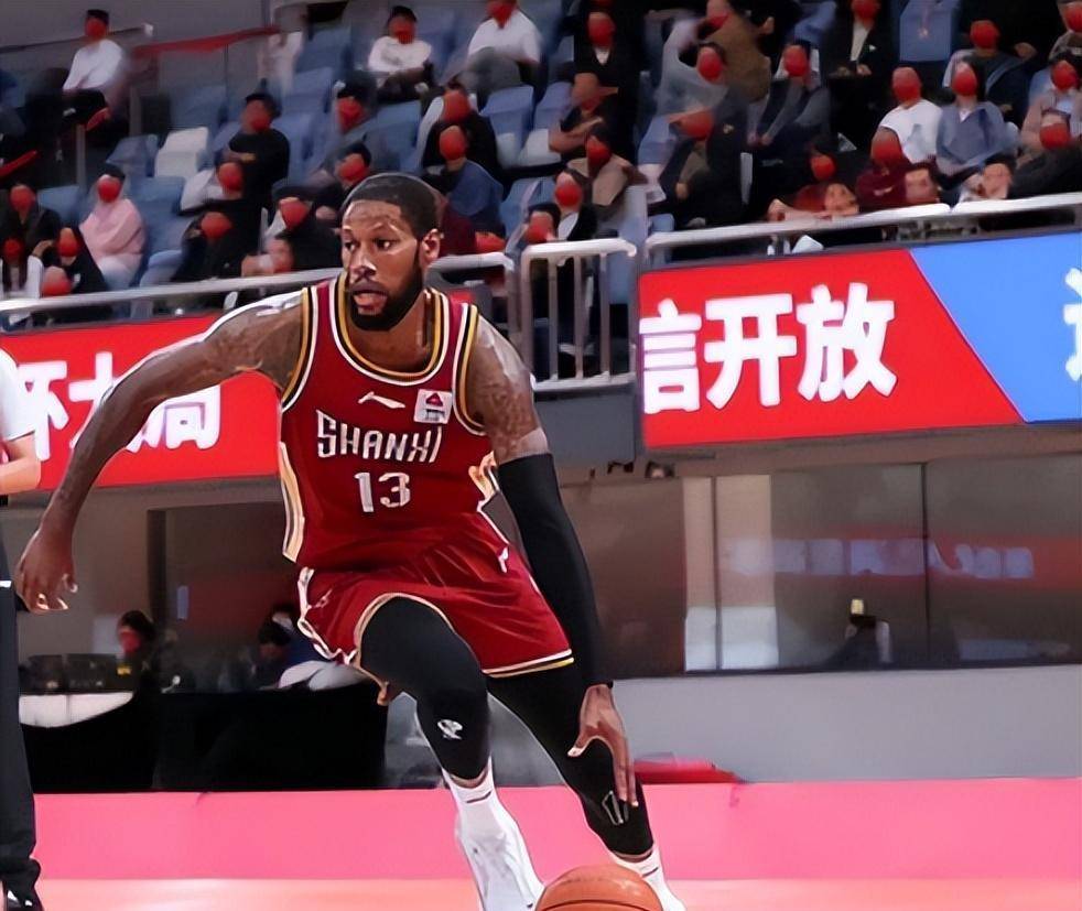 广东宏远38岁威姆斯状态神勇遭球迷质疑用违禁品,过往被挖出_比赛