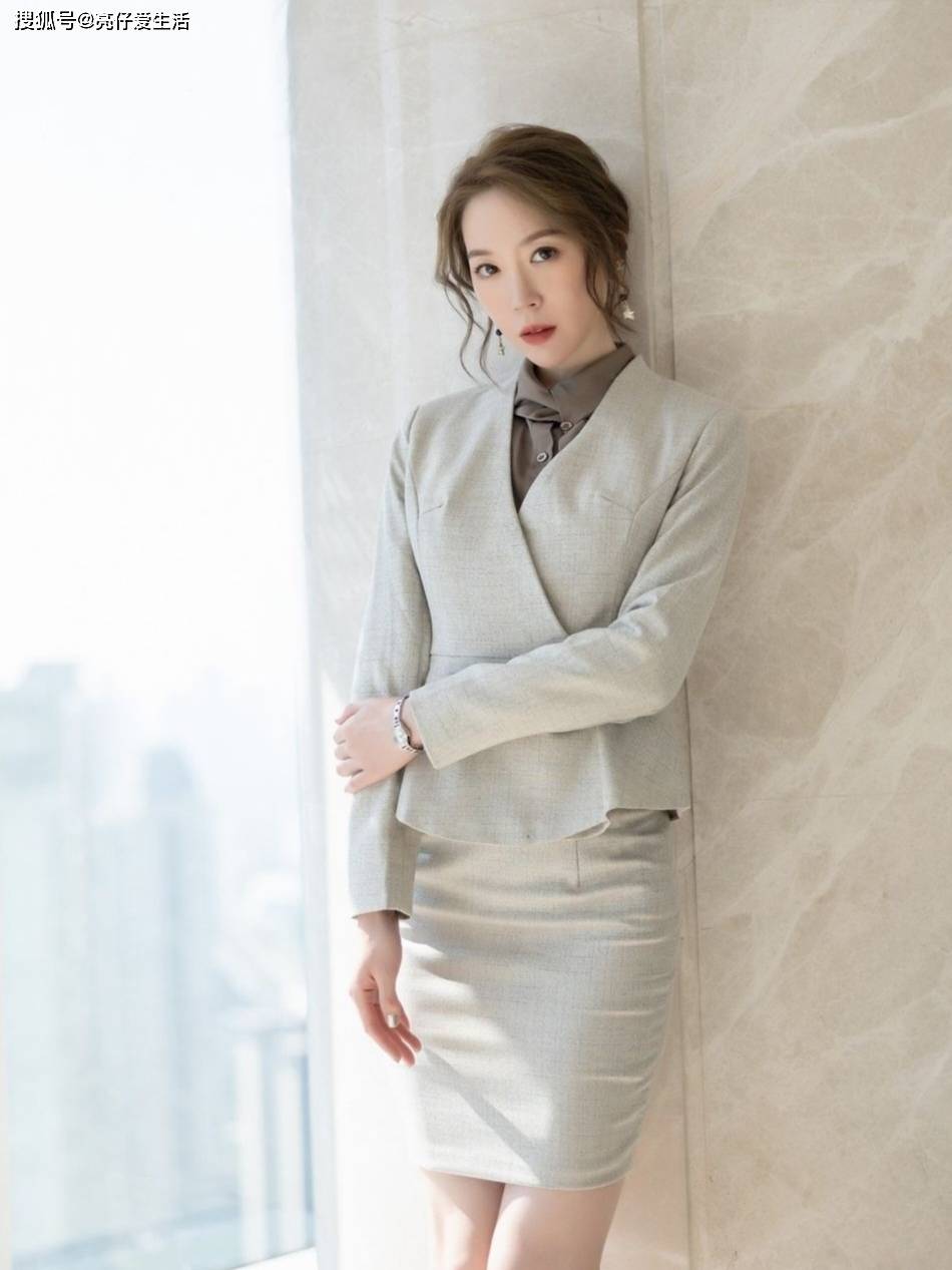 原创都市丽人时尚气质的完美诠释