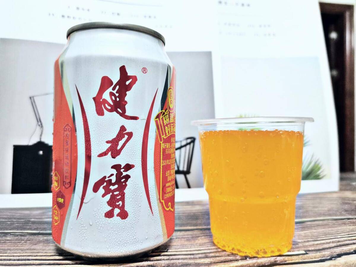 1款中国制造的饮料走红朝鲜凭当地人一天的工资却只能买2瓶