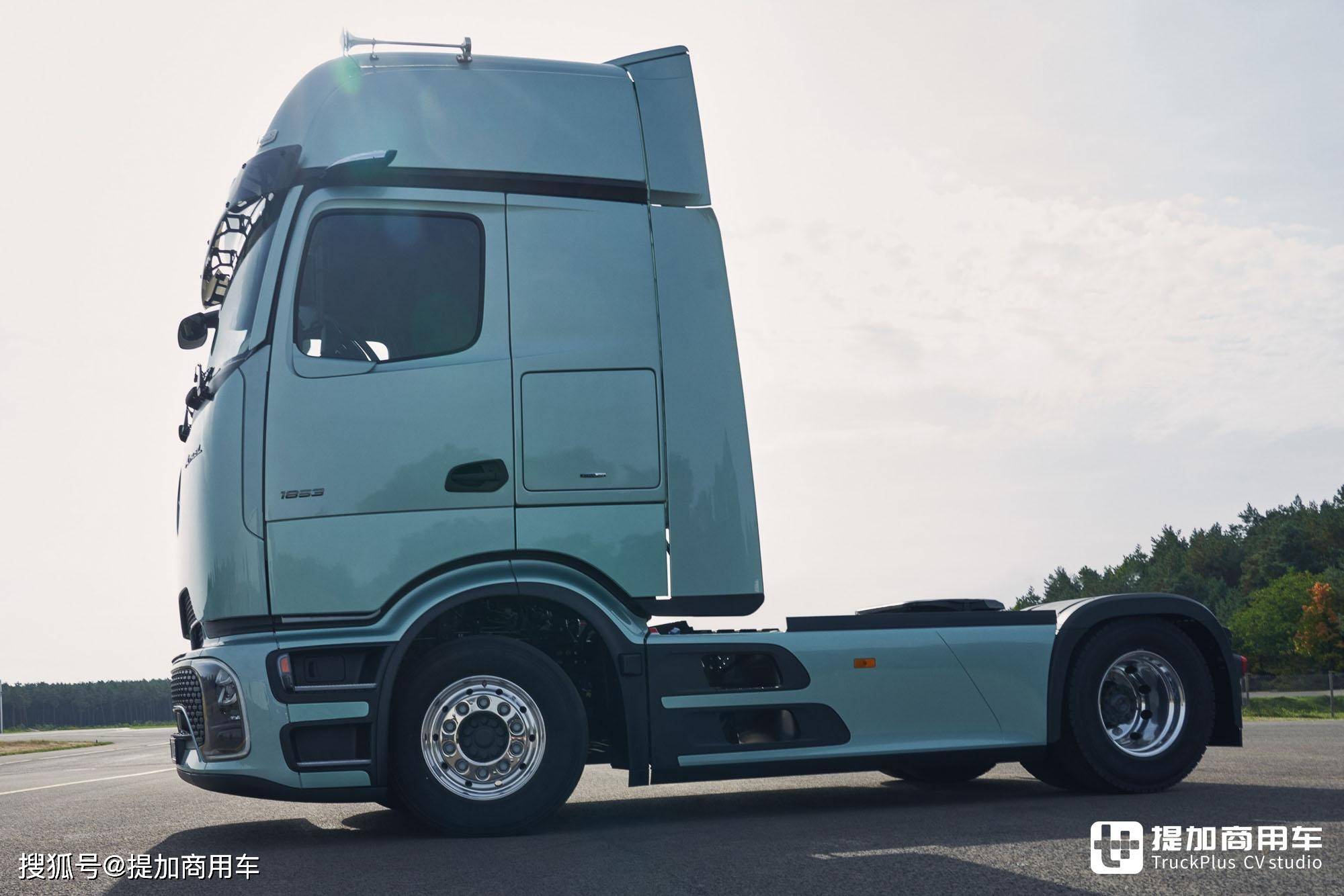 全新一代奔驰actrosl旗舰卡车来袭,欧卡最新战力,配置有多强?