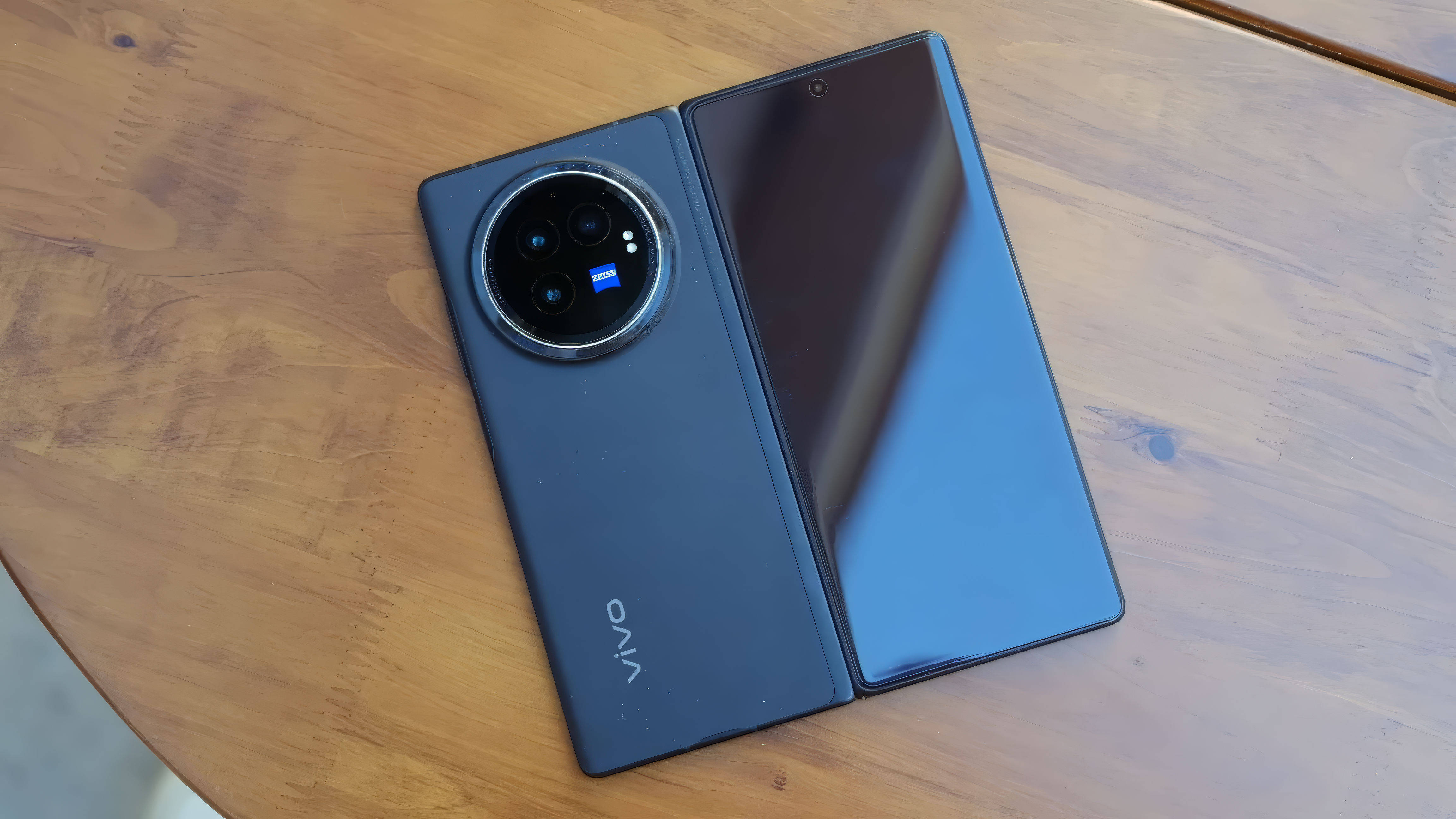 原创那薄如蝉翼的未来还得vivo来拆苹果设备好助手xflod3pro体验