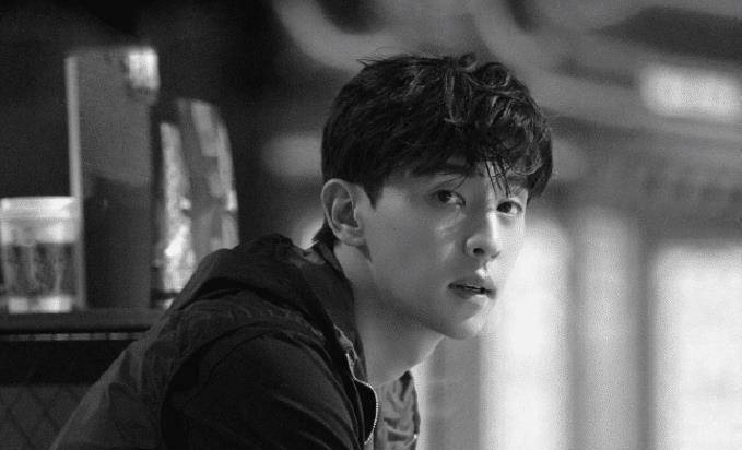 原创原创原创极限挑战7路透邓伦素颜出镜太惊艳但身材比例翻车了